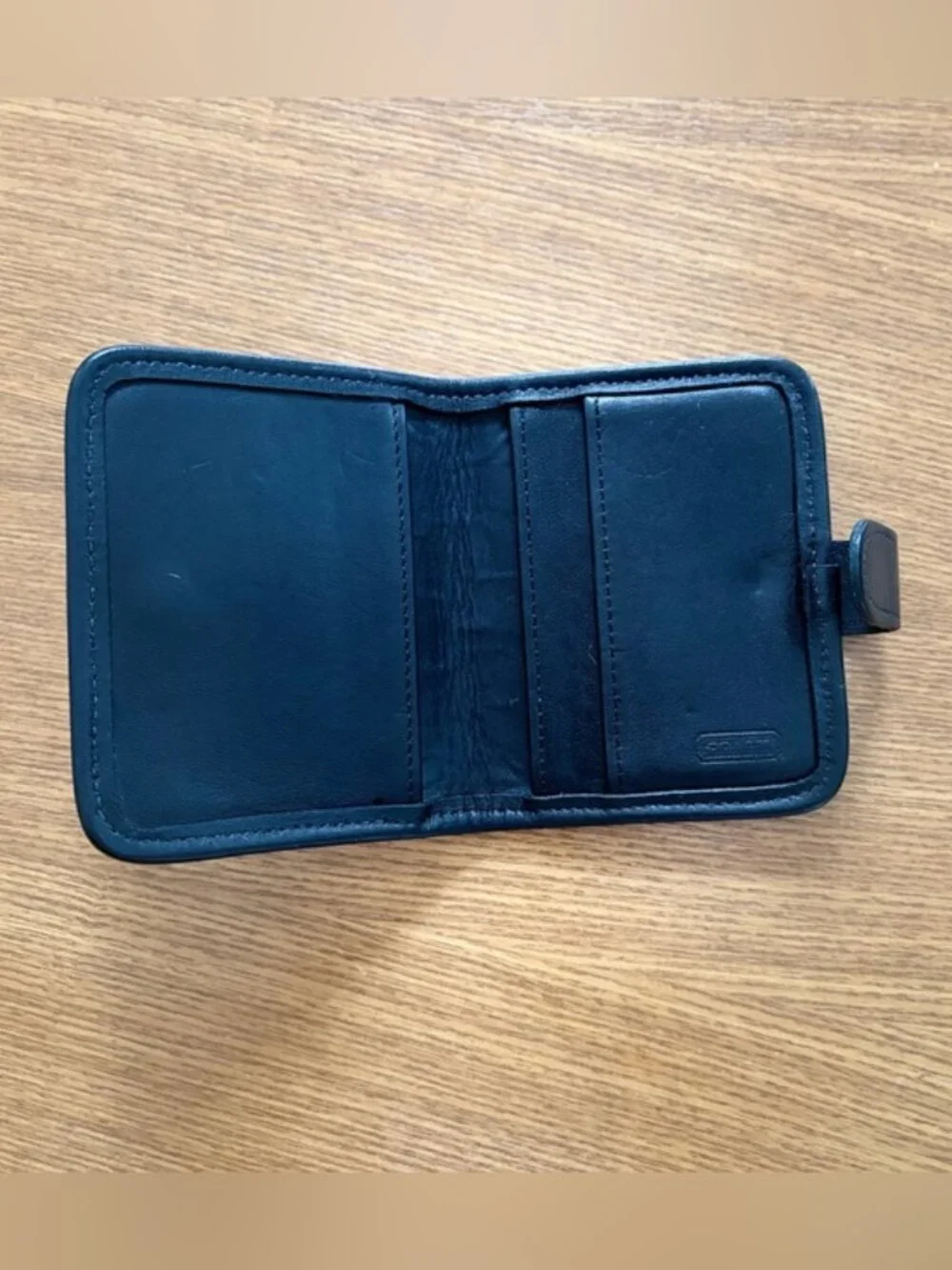 Rare Vintage Coach Black Leather Bifold Wallet Tab Closure Pocket Wallet